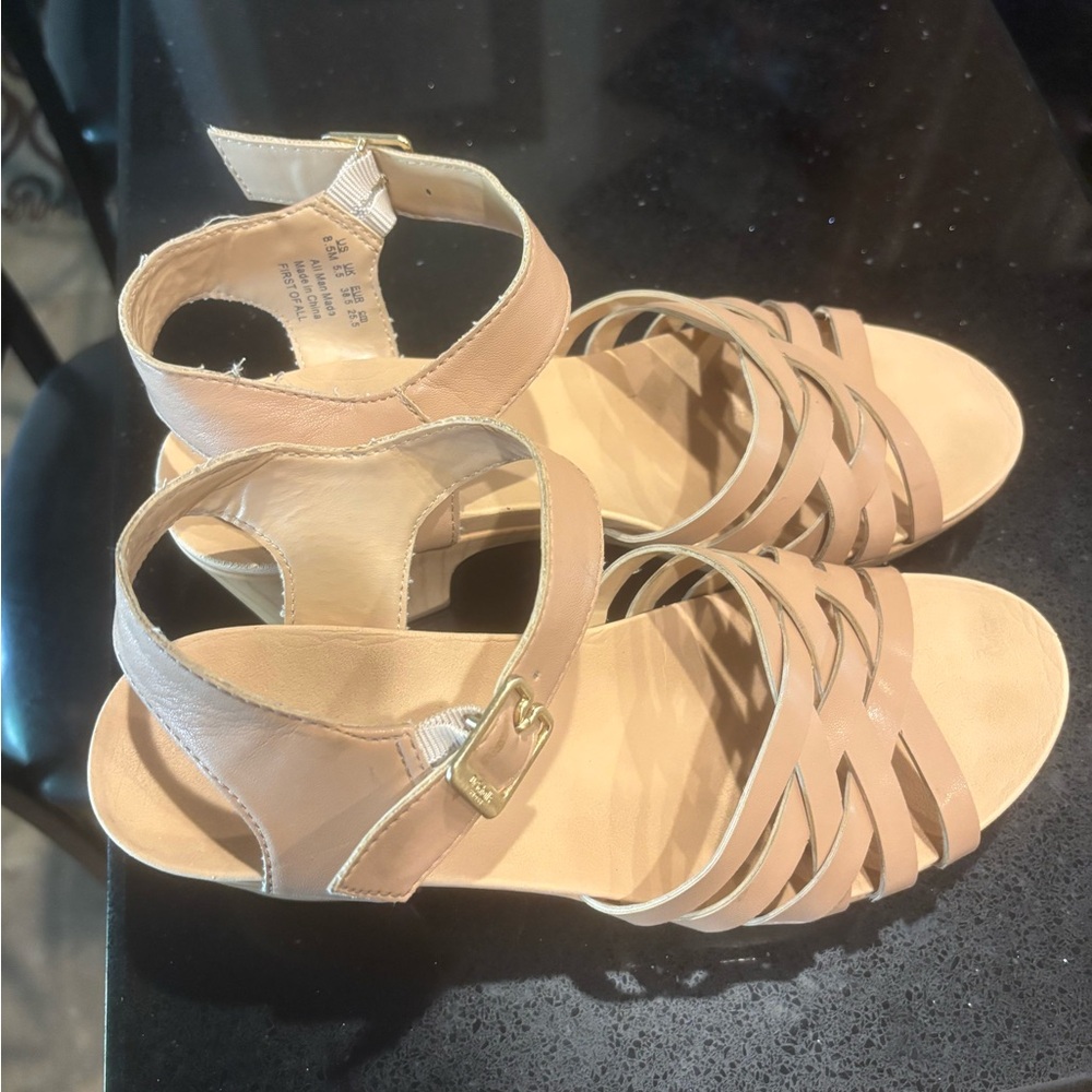 Dr.Scholl’s Tan Strappy Sandals
